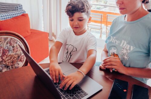 Çocuklarda teknoloji bağımlılığı: Evde Aktivite Rehberi