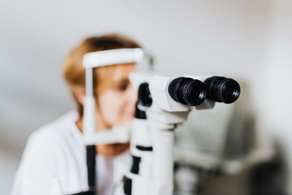 Diyabetik Retinopati Belirtileri: Evde Erken Takip